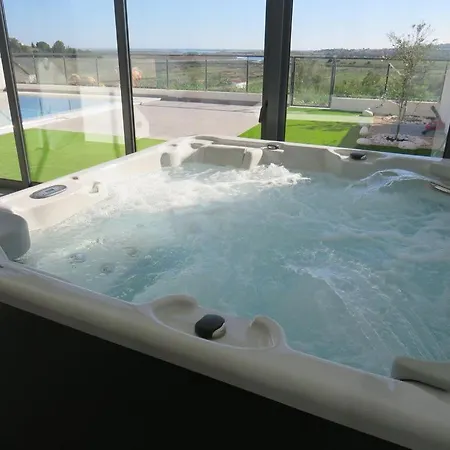 Ria Alvor- Swimming Pool & Jacuzzi Villa Mexilhoeira Grande
