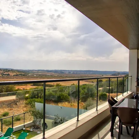 Villa Ria Alvor- Swimming Pool & Jacuzzi *