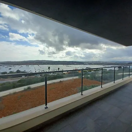 فيلة Ria Alvor- Swimming Pool & Jacuzzi *