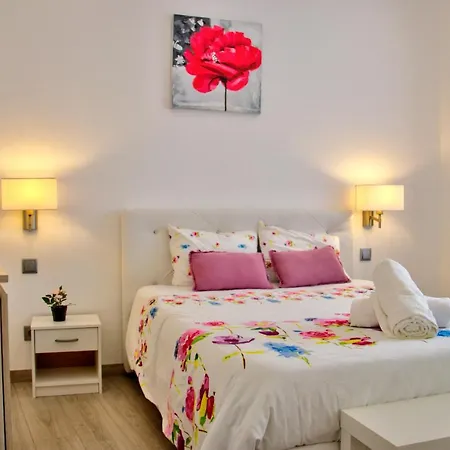 Villa Ria Alvor- Swimming Pool & Jacuzzi Alvor