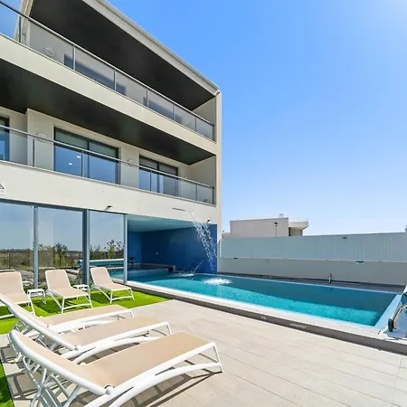 Ria Alvor- Swimming Pool & Jacuzzi *
