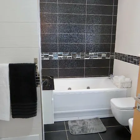 Ria Alvor- Swimming Pool & Jacuzzi Mexilhoeira Grande