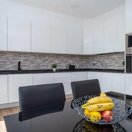 Ria Alvor- Swimming Pool & Jacuzzi ヴィラ